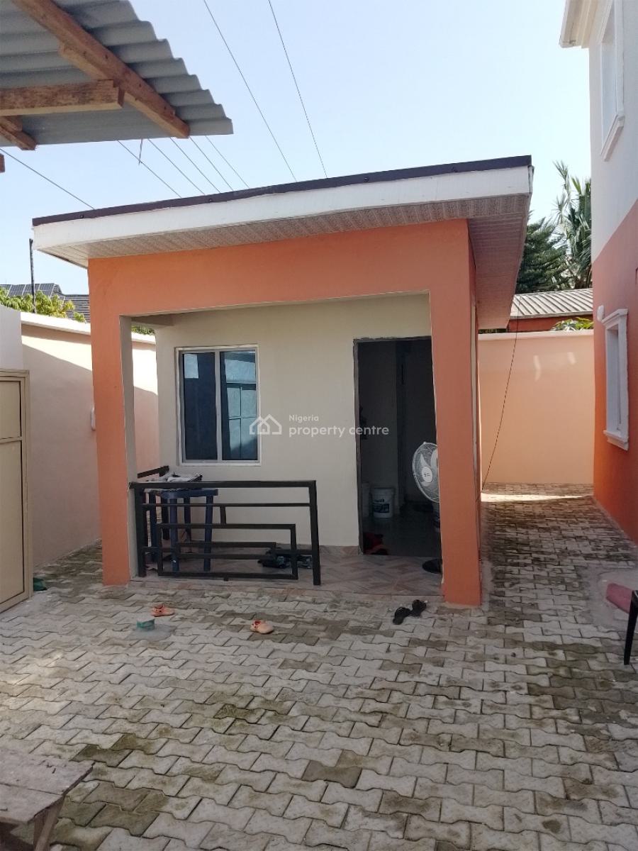 Newly Built 6 Units of 2 Bedroom Flats, Awoyaya, Ibeju Lekki, Lagos, Block of Flats for Sale