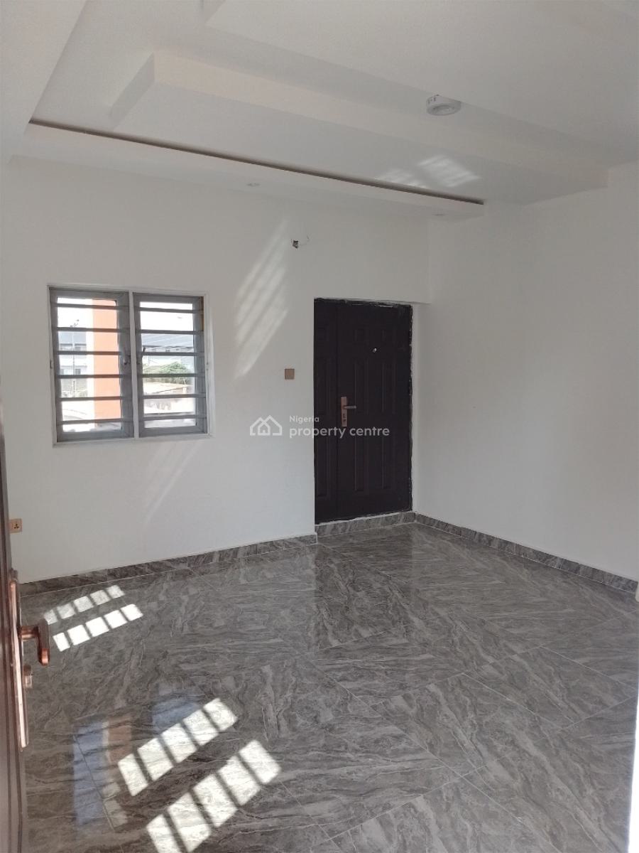 Newly Built 6 Units of 2 Bedroom Flats, Awoyaya, Ibeju Lekki, Lagos, Block of Flats for Sale