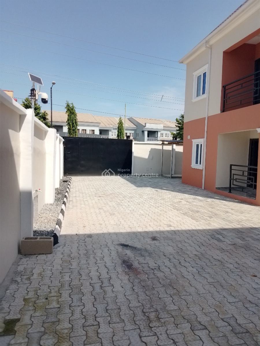 Newly Built 6 Units of 2 Bedroom Flats, Awoyaya, Ibeju Lekki, Lagos, Block of Flats for Sale