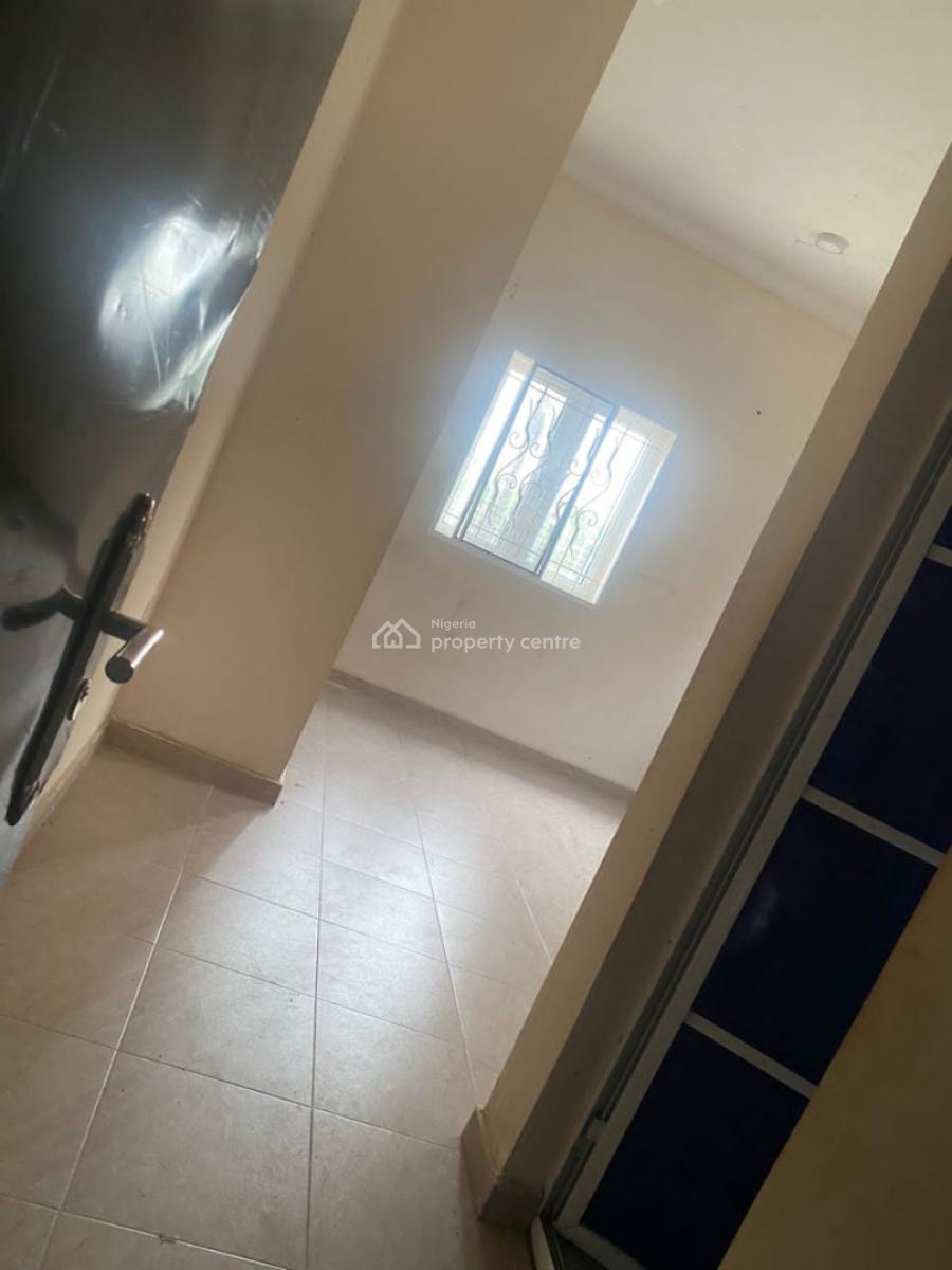 a Clean Two (2) Bedroom Flat, New Ring Road 3, Uyo, Akwa Ibom, House for Rent
