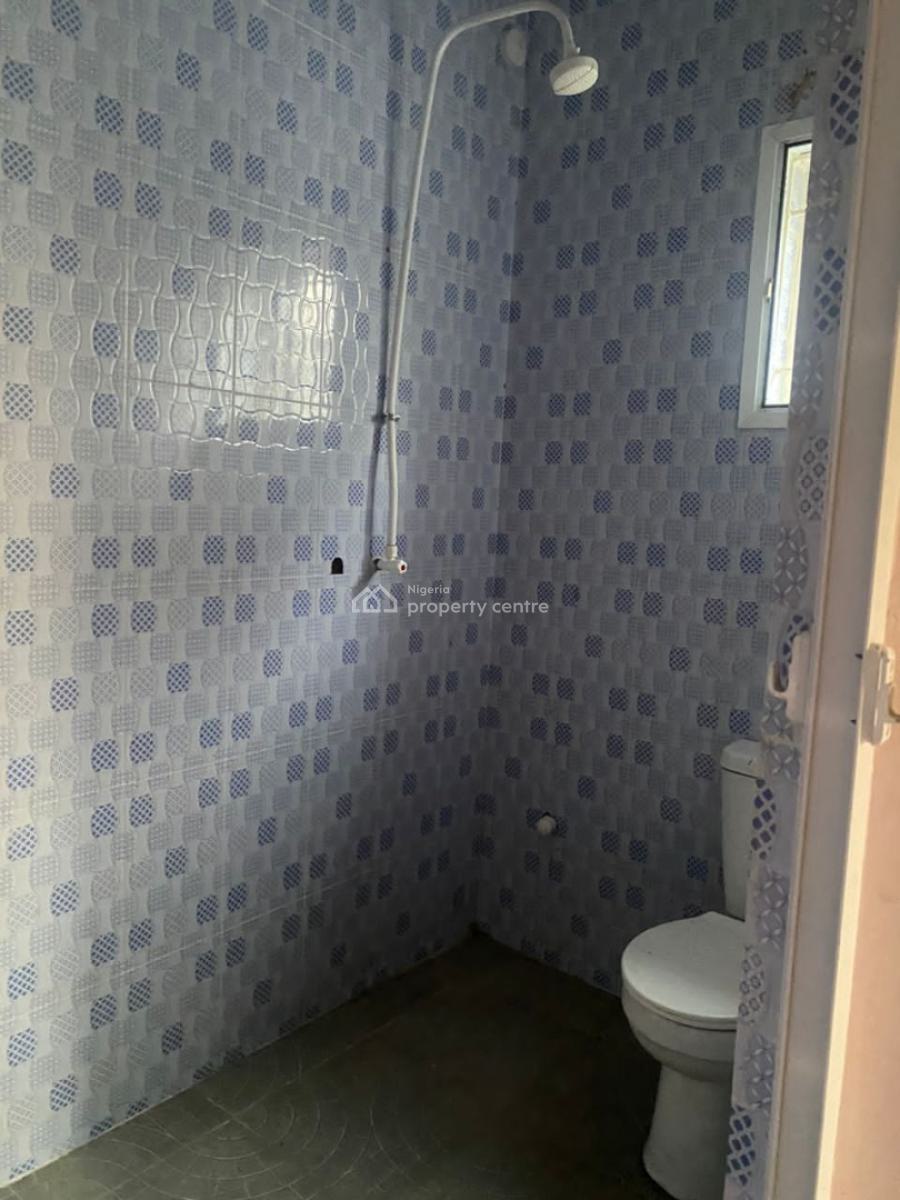 a Clean Two (2) Bedroom Flat, New Ring Road 3, Uyo, Akwa Ibom, House for Rent