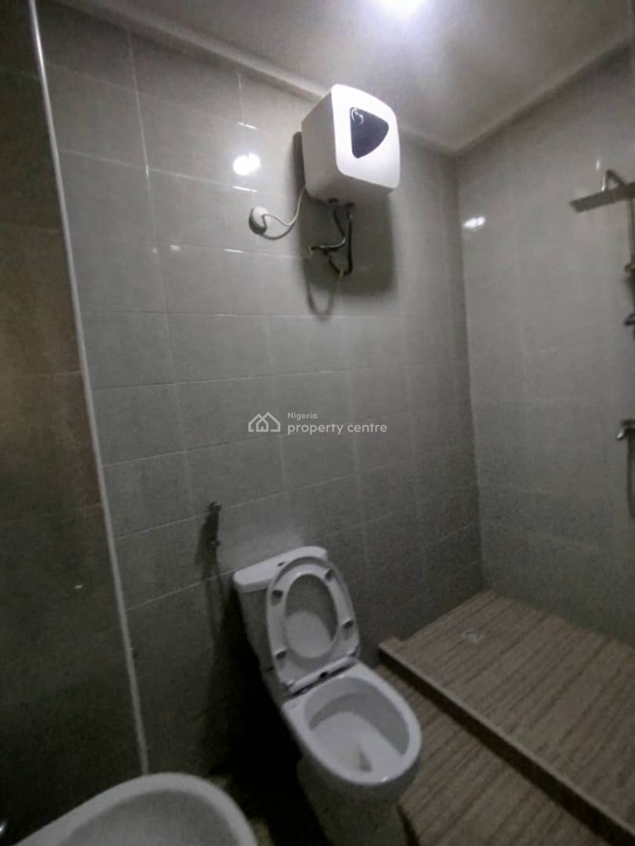 3 Bedroom on Second Floor., Gilmore, Jahi, Abuja, Flat / Apartment for Rent