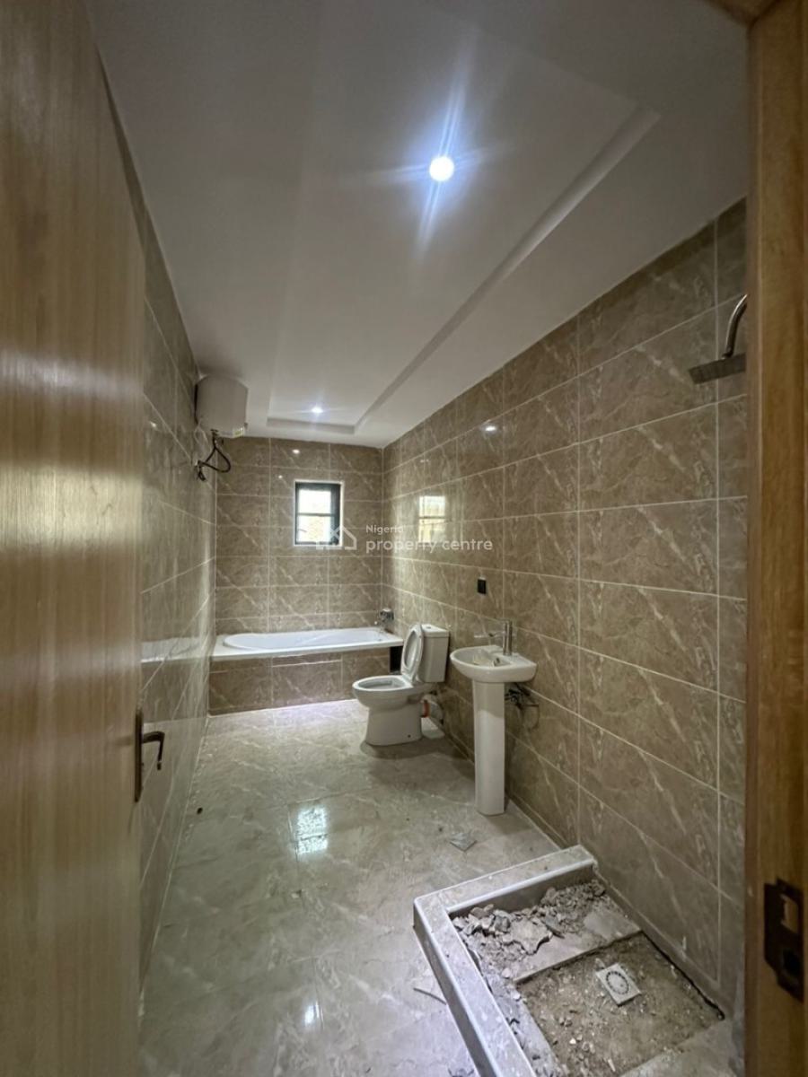 Newly Built Fully Serviced 4 Bedroom Terrace House with Bq, Lekki Phase 1, Lekki, Lagos, Terraced Duplex for Rent