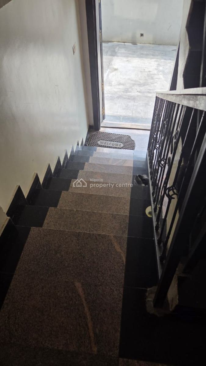 Block of Apartments, Lekki Phase 1, Lekki, Lagos, Flat / Apartment for Sale