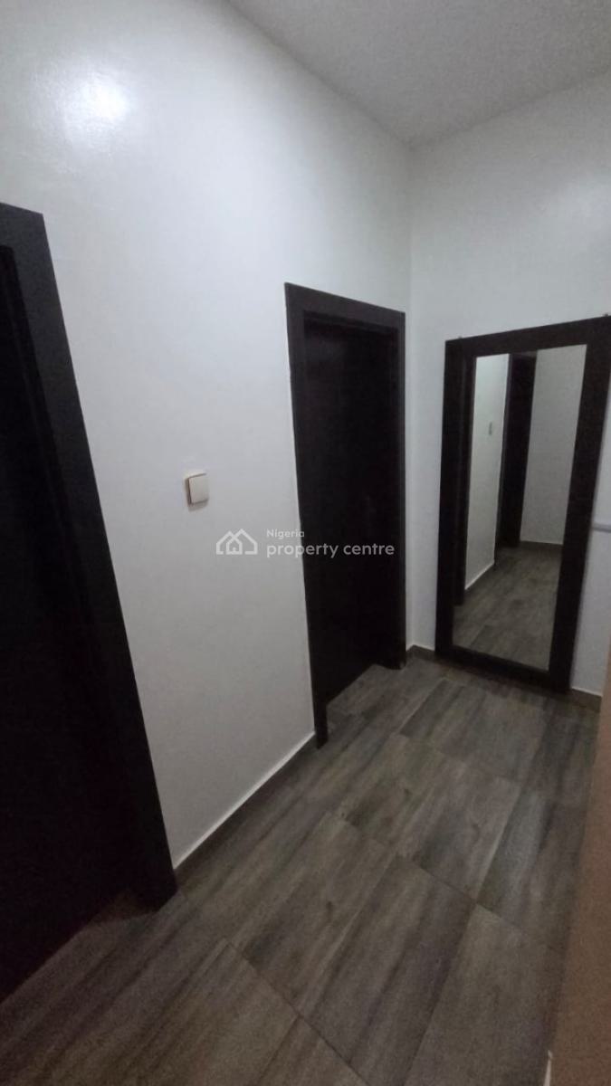 Block of Apartments, Lekki Phase 1, Lekki, Lagos, Flat / Apartment for Sale