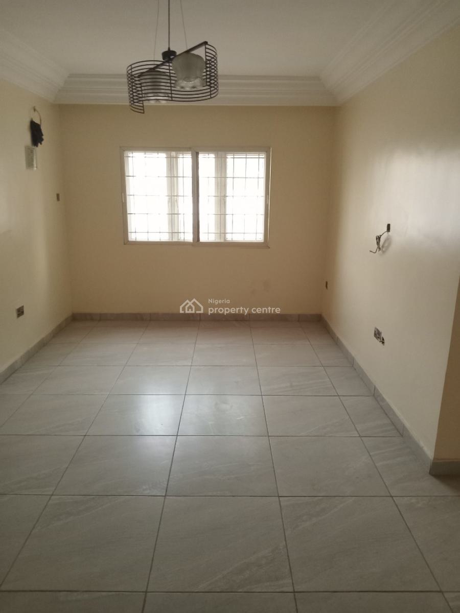 a Very Good Spacious 3-bedroom Flat, Idu-karmo District Abuja ( After Nizamiyel Hospital) Turkish Hospital., Idu Industrial, Abuja, Flat / Apartment for Rent