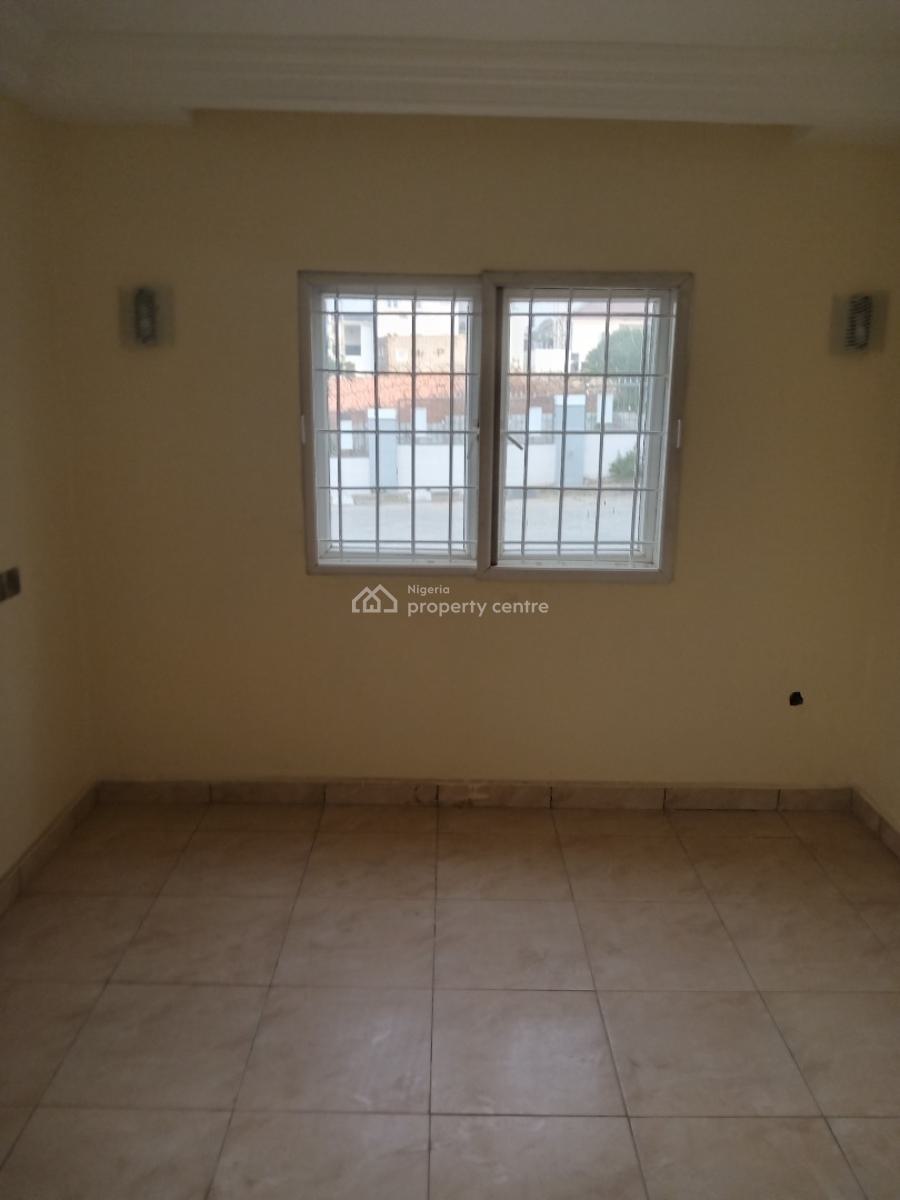a Very Good Spacious 3-bedroom Flat, Idu-karmo District Abuja ( After Nizamiyel Hospital) Turkish Hospital., Idu Industrial, Abuja, Flat / Apartment for Rent
