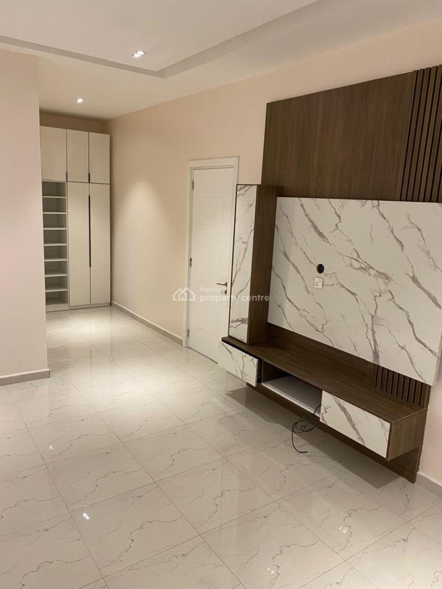 Luxury 5 Bedroom Semi Detached Duplex, Guzape District, Abuja, House for Sale