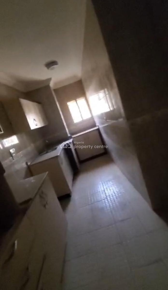 Executive 4 Bedroom Flat, Igbe - Laara, Ikorodu, Lagos, House for Rent