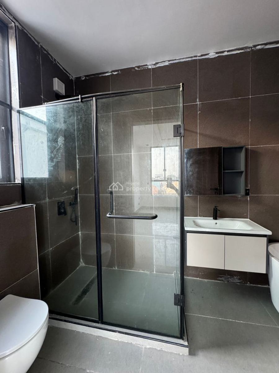 5-bedroom Duplex, Lekki Phase 1, Lekki, Lagos, Flat / Apartment for Sale