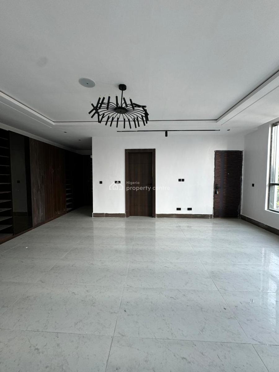 5-bedroom Duplex, Lekki Phase 1, Lekki, Lagos, Flat / Apartment for Sale