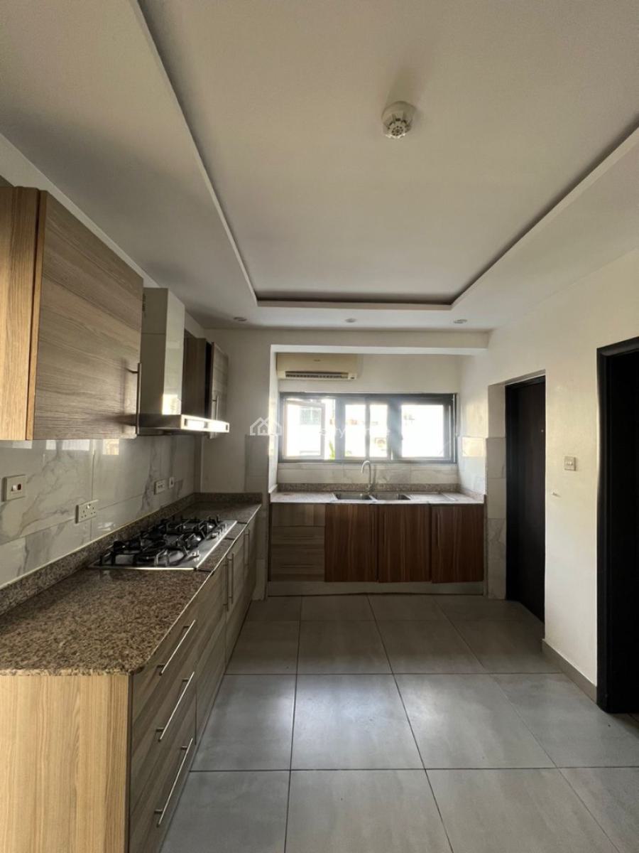 3 Bedroom Apartment in Old Ikoyi, Old Ikoyi, Ikoyi, Lagos, Flat / Apartment for Rent