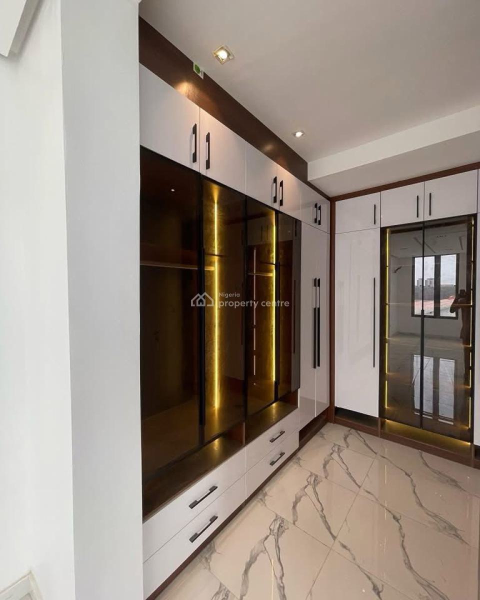 Contemporary 5bedroom Fully Detached Duplex with 2 Room Bq, Lekki Phase 1, Lekki, Lagos, Detached Duplex for Sale