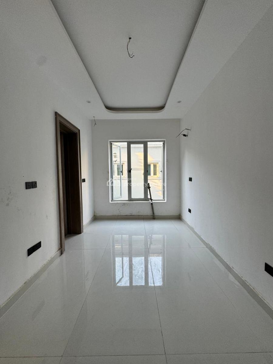 2-bedroom Apartments in Lekki Phase 1, Lekki Phase 1, Lekki, Lagos, Flat / Apartment for Sale