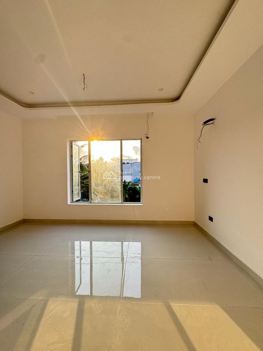 2-bedroom Apartments in Lekki Phase 1, Lekki Phase 1, Lekki, Lagos, Flat / Apartment for Sale