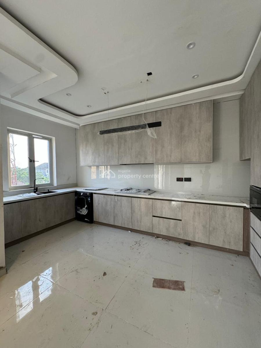 2-bedroom Apartments in Lekki Phase 1, Lekki Phase 1, Lekki, Lagos, Flat / Apartment for Sale