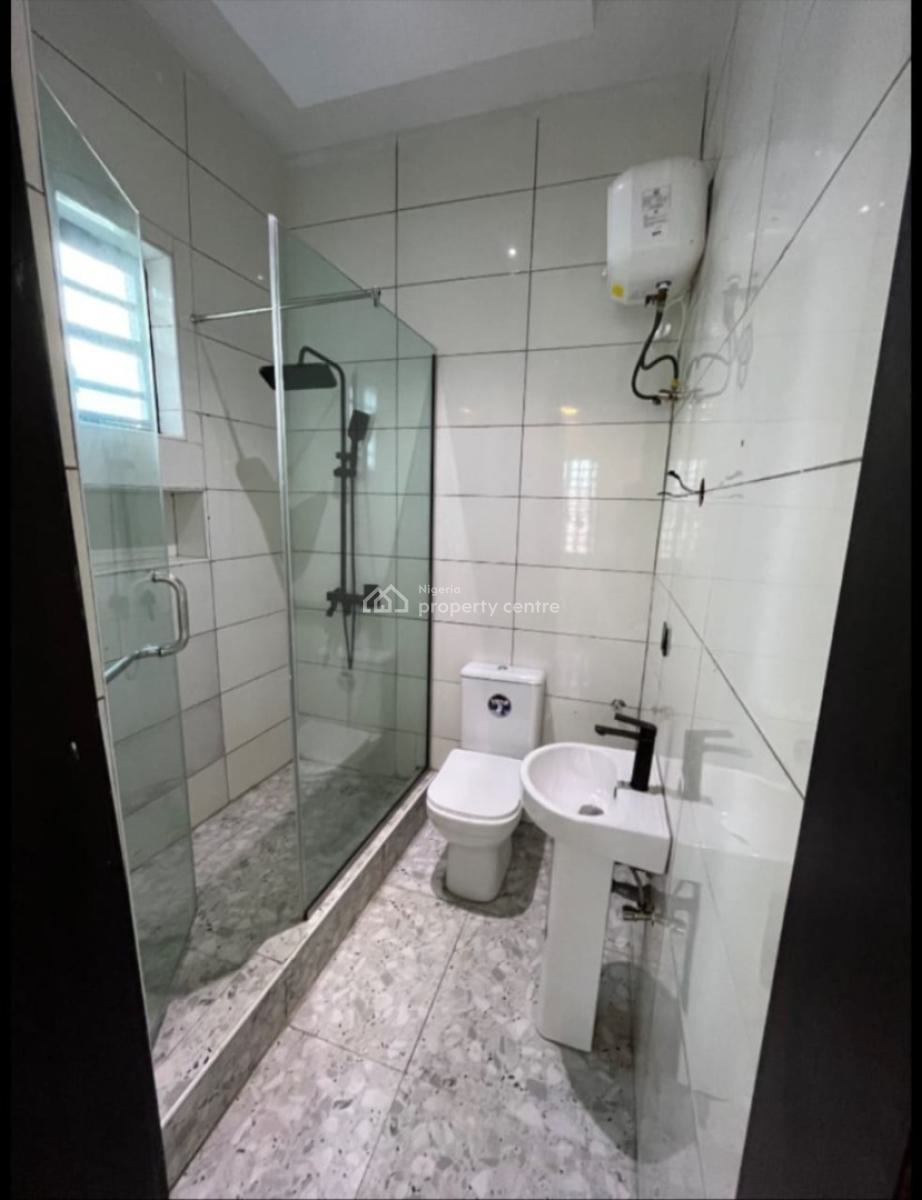 Serviced & Spacious 2 Bedroom Apartment, Ikate, Lekki, Lagos, Flat / Apartment for Rent