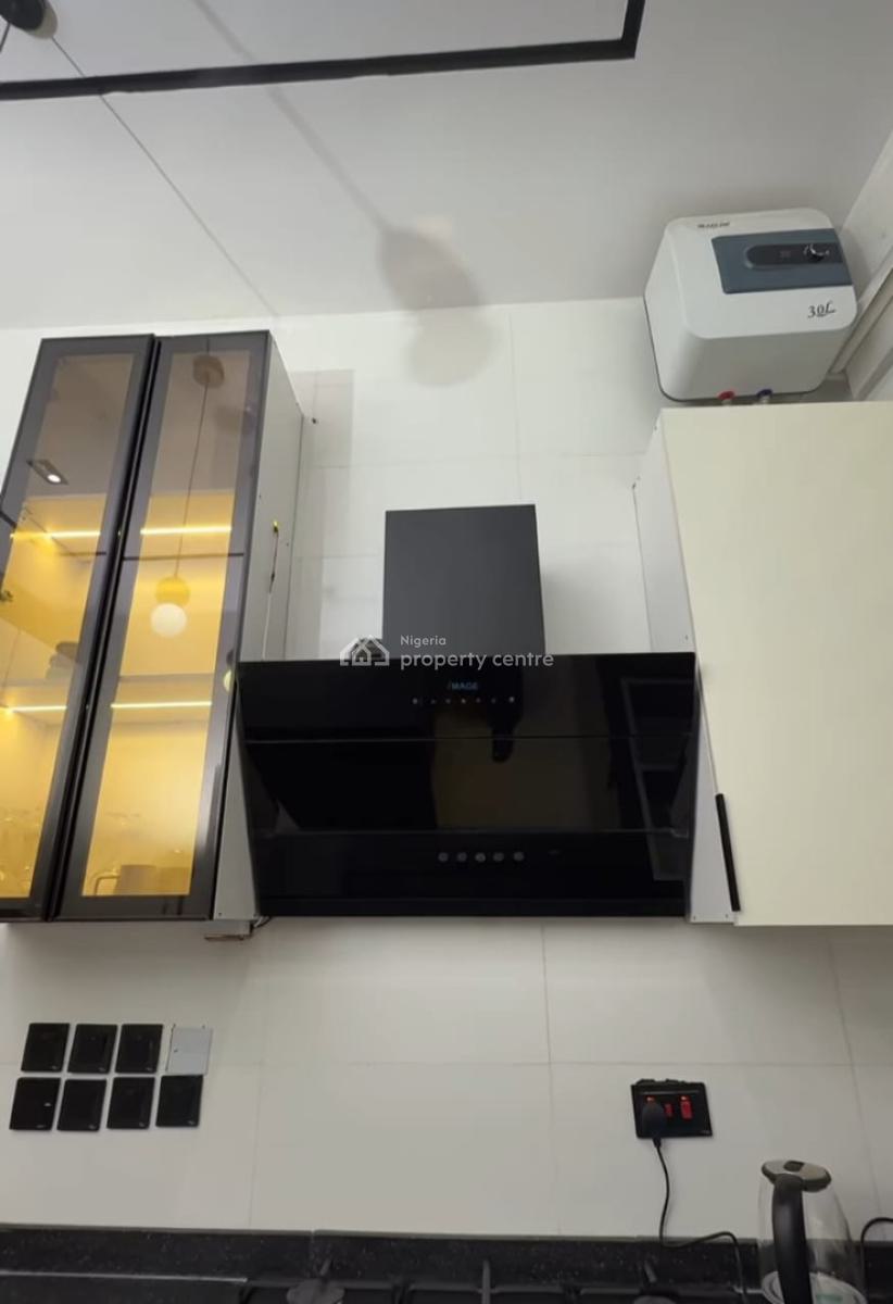 Tastefully Finished with Ps5 and Minimum 2 Night Bookings, Ikate Elegushi, Lekki, Lagos, Flat / Apartment Short Let