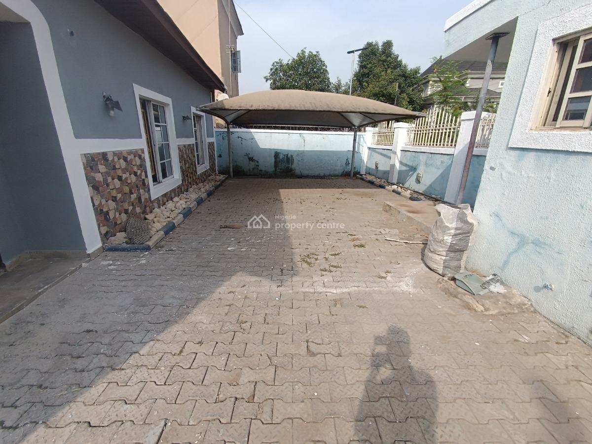 4bedroom Bungalow Penthouse with 2room Bq, Wuse, Abuja, Office Space for Rent