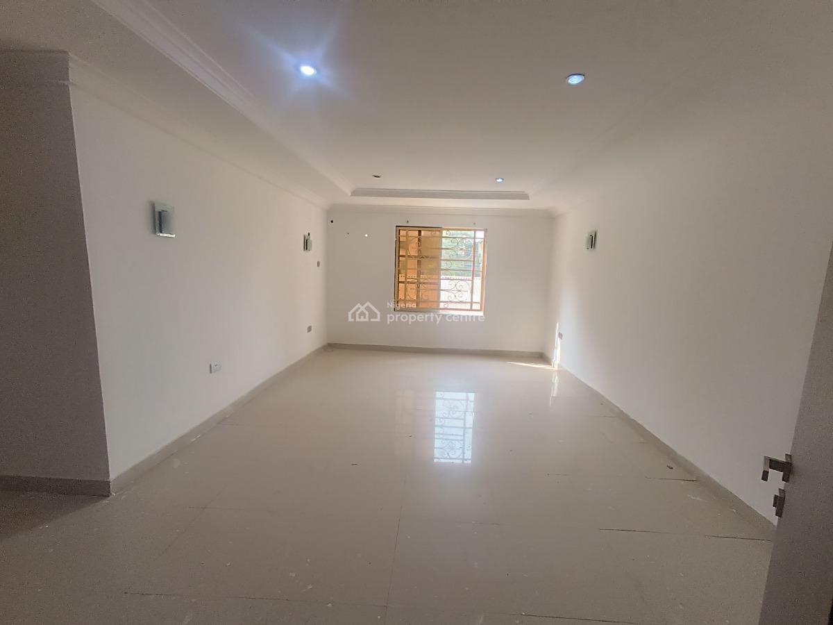 4bedroom Bungalow Penthouse with 2room Bq, Wuse, Abuja, Office Space for Rent