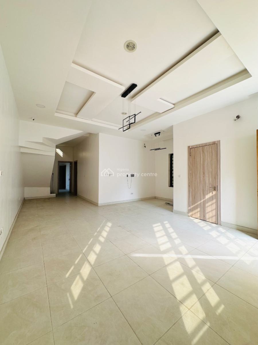 Spaciously Built 4 Bedroom Detached Duplex with Bq, Vgc, Lekki, Lagos, Detached Duplex for Sale