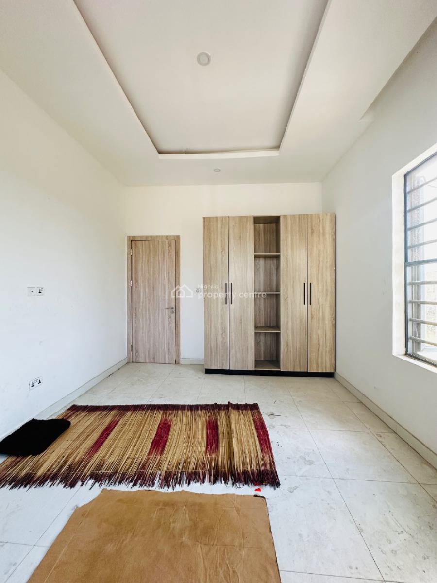 Spaciously Built 4 Bedroom Detached Duplex with Bq, Vgc, Lekki, Lagos, Detached Duplex for Sale