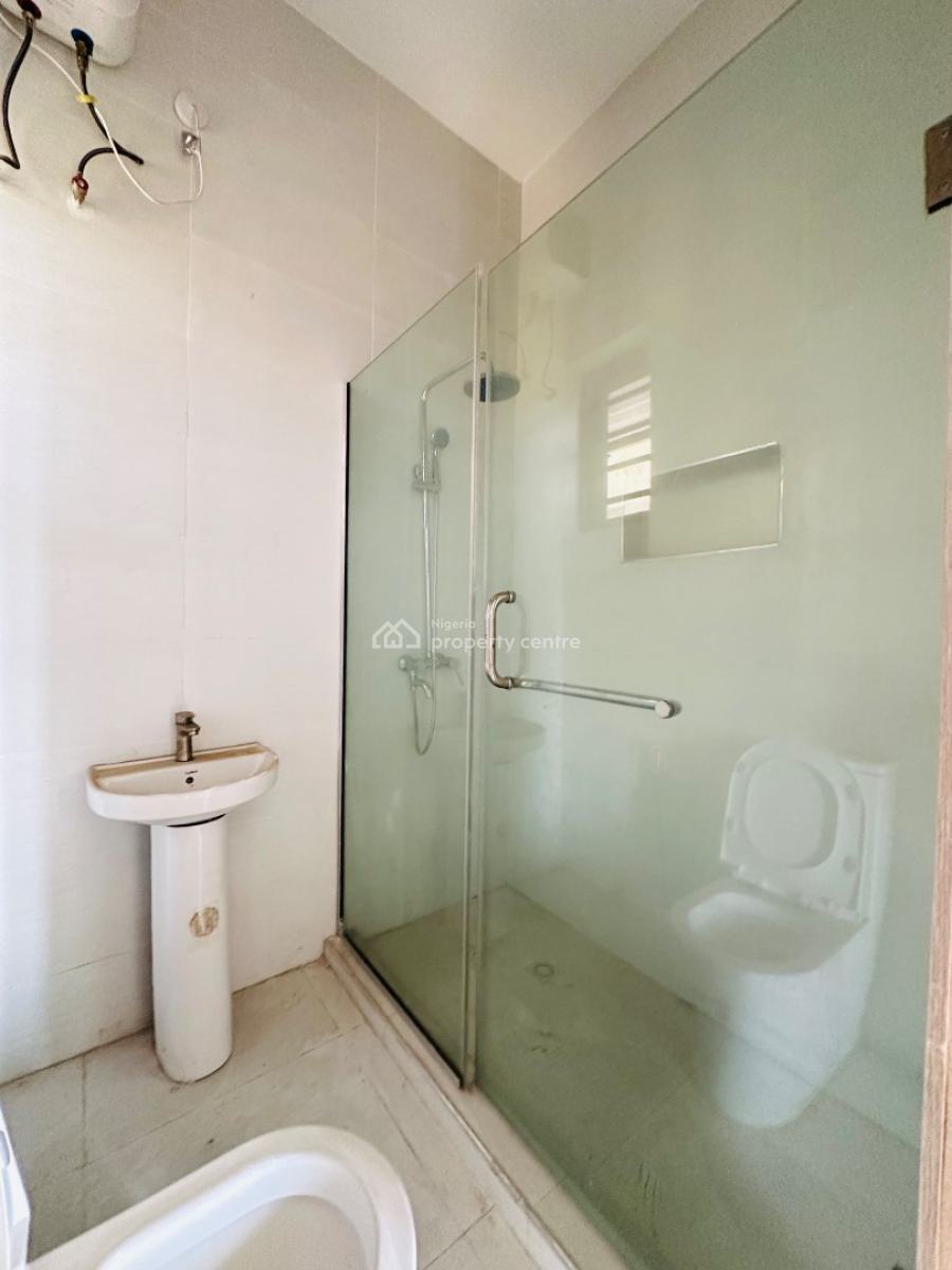 Spaciously Built 4 Bedroom Detached Duplex with Bq, Vgc, Lekki, Lagos, Detached Duplex for Sale