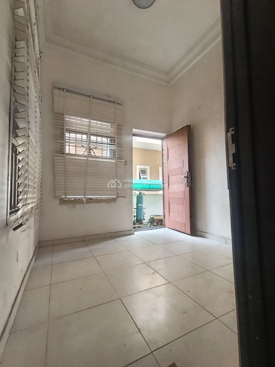 a Room Shared Fitted Kitchen at Chevy View Estate, Chevy View Estate Chevron Drive 🔰, Lekki, Lagos, Self Contain (single Rooms) for Rent