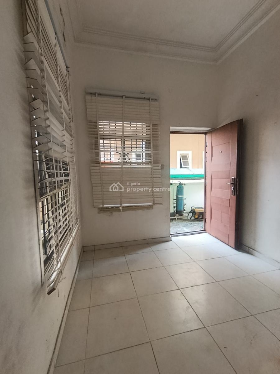 a Room Shared Fitted Kitchen at Chevy View Estate, Chevy View Estate Chevron Drive 🔰, Lekki, Lagos, Self Contain (single Rooms) for Rent