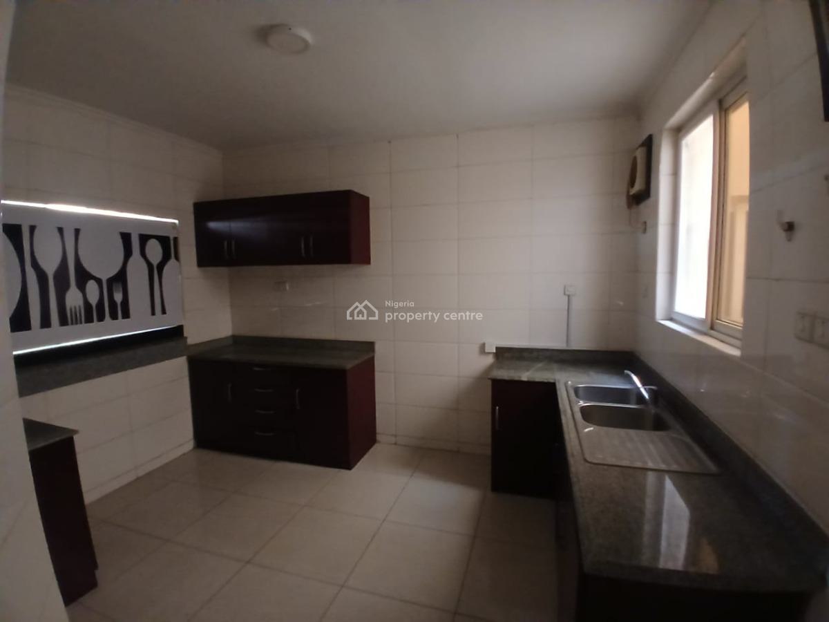 Serviced 3 Bedroom Flat with Penthouse, Cadogan Estate, Osapa, Lekki, Lagos, Flat / Apartment for Rent