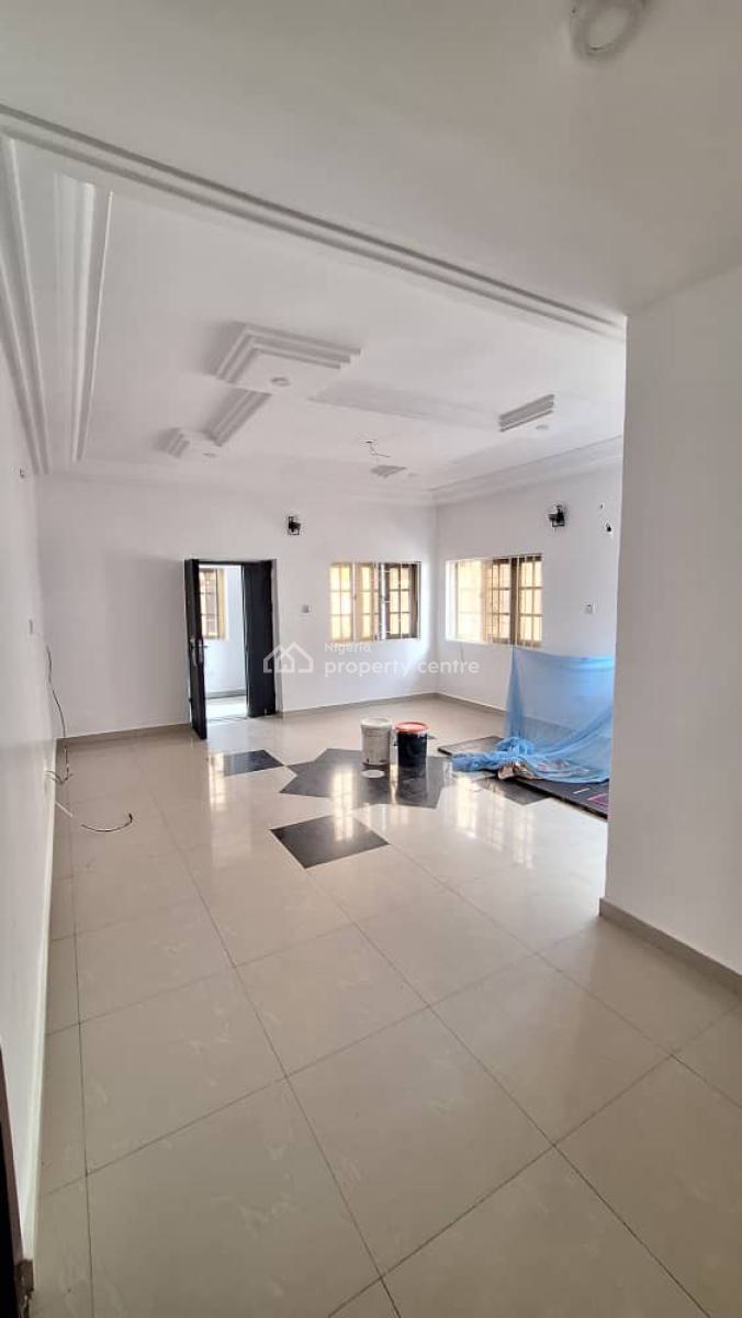 3bedroom Apt with Bq, Lekki Phase 1, Lekki, Lagos, Commercial Property for Rent