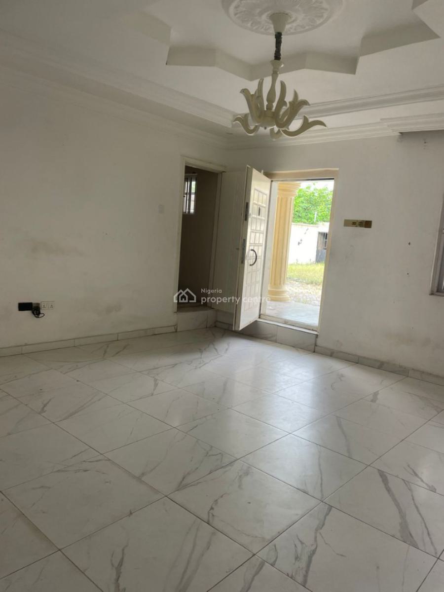 Massive 3 Bedroom Flat Bungalow, Ogunfayo Eputu, Eputu, Ibeju Lekki, Lagos, Flat / Apartment for Rent