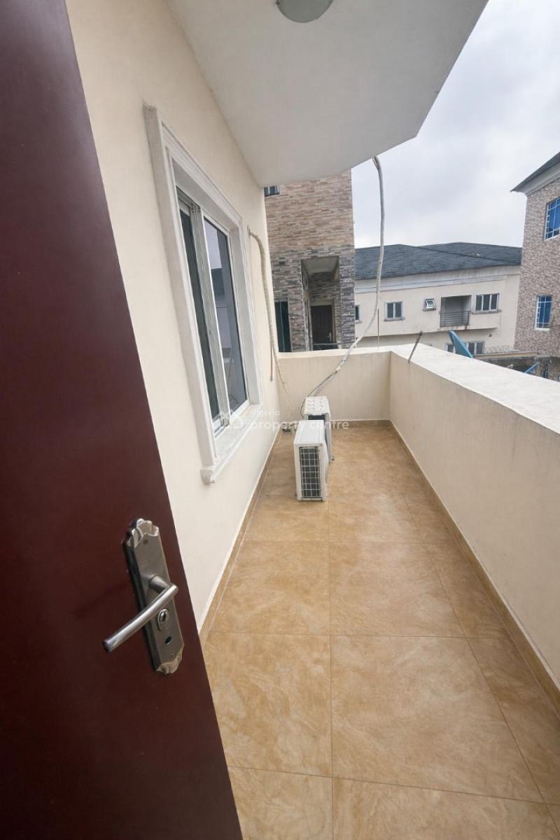 Superb 4-bed + Bq Semi-detached Duplex.occupied.in Own Gated Compound, Admiralty Homes Estate, Alpha Beach Road, New-road Bustop, Igbo Efon, Lekki, Lagos, Semi-detached Duplex for Sale