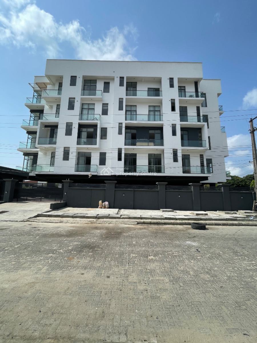 Luxurious 2 Bedroom, Off Admiralty Way, Lekki Phase 1, Lekki, Lagos, Flat / Apartment for Rent