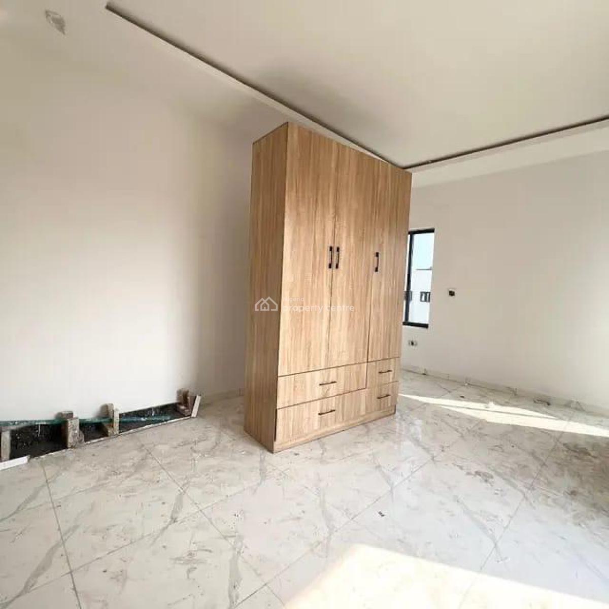 Fully Serviced 2 Bedroom Apartment with Gym,s Pool, Security Post, Ikate, Lekki, Lagos, Block of Flats for Sale