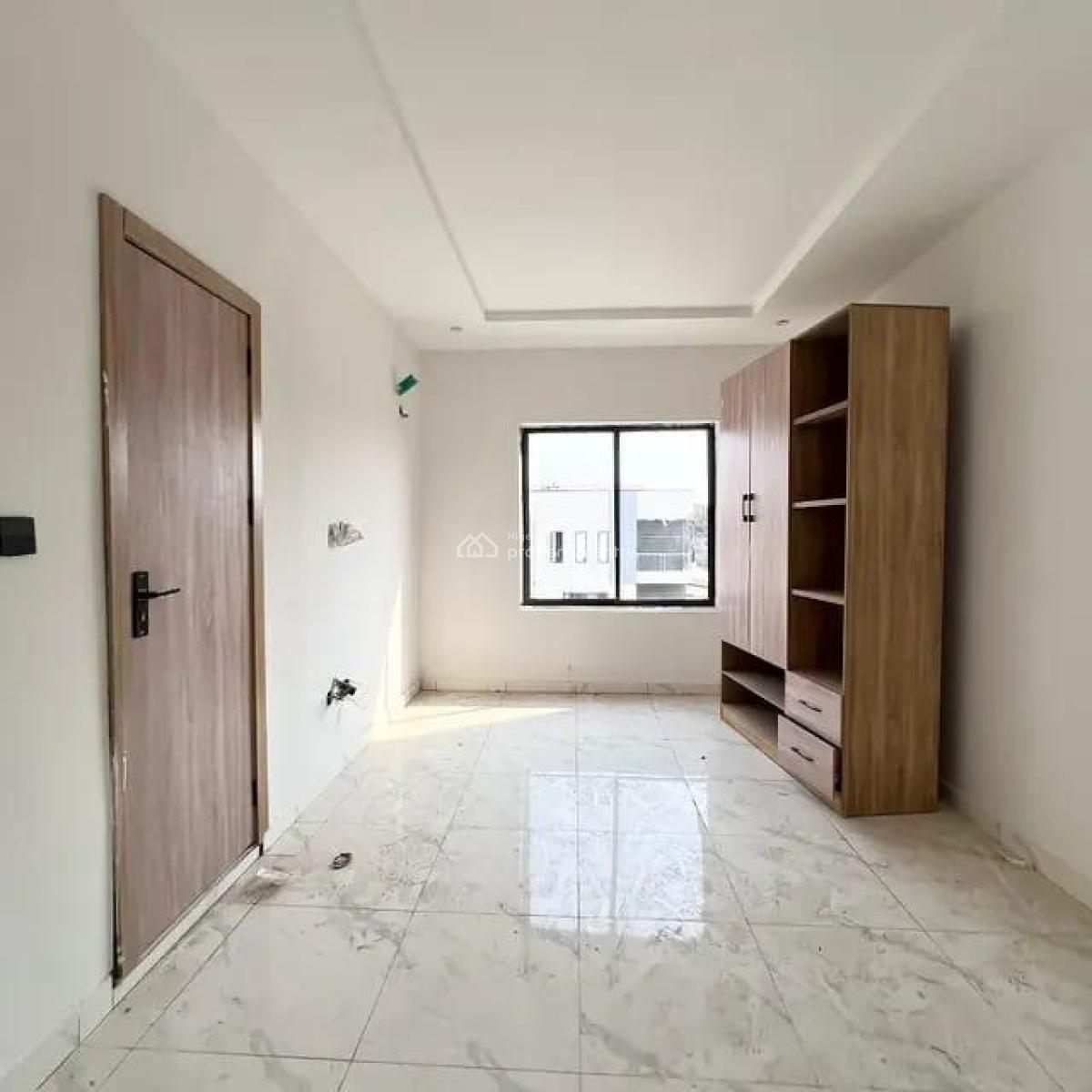 Fully Serviced 2 Bedroom Apartment with Gym,s Pool, Security Post, Ikate, Lekki, Lagos, Block of Flats for Sale