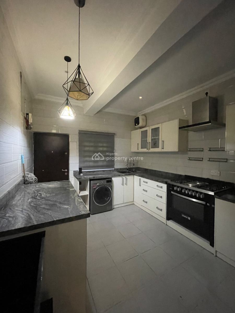 Fully Serviced, Fully Furnished Spacious 2 Bedroom Apartment with Bq., Parkview Estate, Parkview, Ikoyi, Lagos, Flat / Apartment for Rent