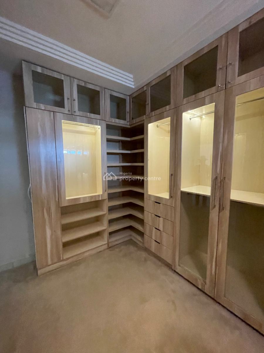 Fully Serviced, Fully Furnished Spacious 2 Bedroom Apartment with Bq., Parkview Estate, Parkview, Ikoyi, Lagos, Flat / Apartment for Rent