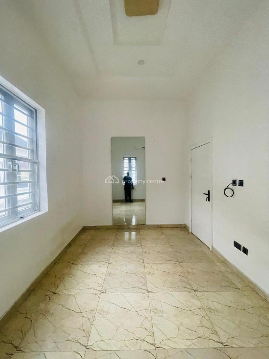 Luxury 5-bedroom Detached Duplex in an Estate with Bq, Osapa, Lekki, Lagos, Detached Duplex for Sale