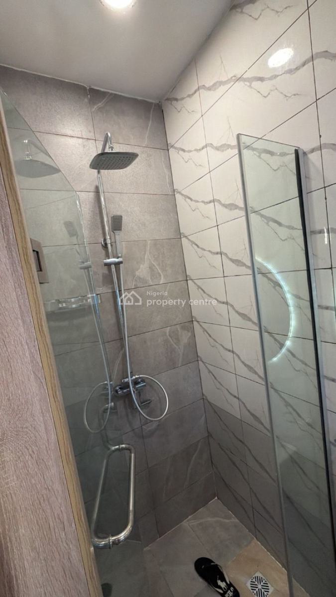 Luxury 2-bdr Furnished Apartment with a Swimming Pool, Off Gbangbala Road, Ikate Elegushi, Lekki, Lagos, Flat / Apartment for Rent