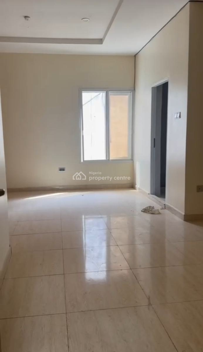 4bedrooms Terrace Duplex, Tarred Road, Guzape District, Abuja, Terraced Duplex for Rent