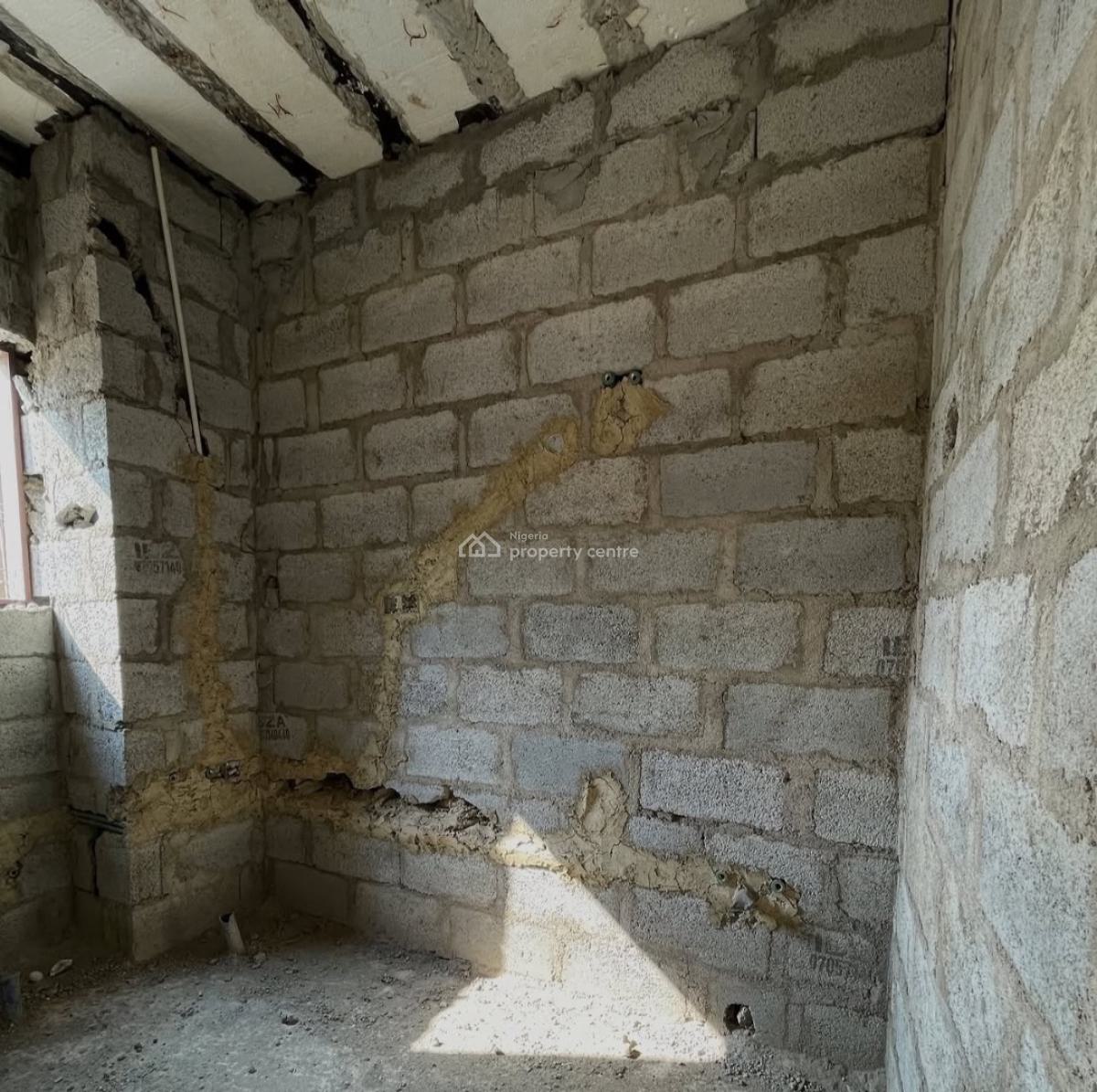 2 Bedroom Apartment with En-suite Bq, Dakibiyu, Abuja, Flat / Apartment for Sale