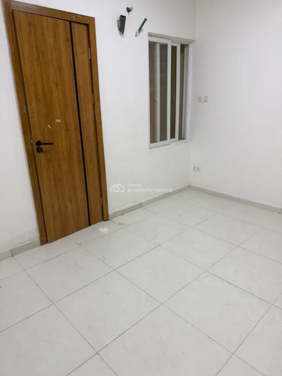 Brand New 3 Bedroom Spacious Apartment Available, Chevron Drive, Lekki, Lagos, Flat / Apartment for Rent