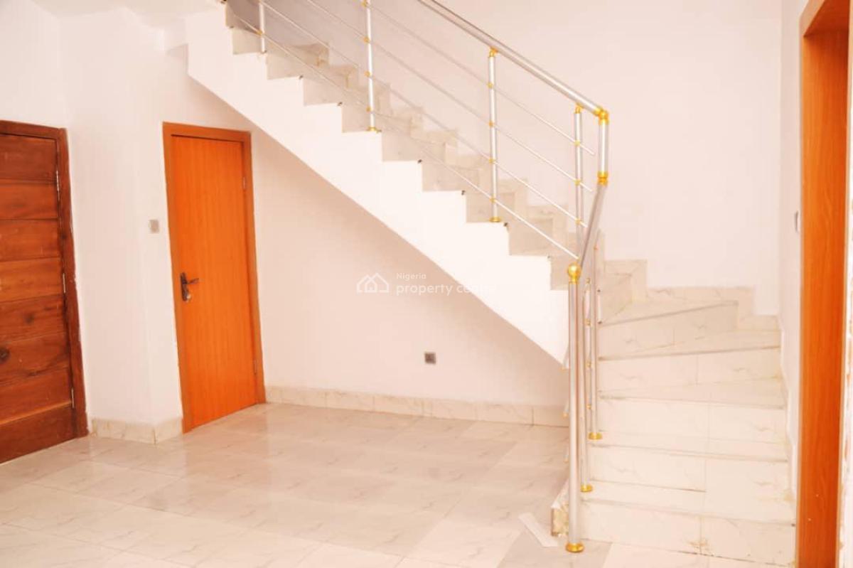Well Maintained 4 Bedroom Terrace Duplex in Secured, Ikota, Lekki, Lagos, Terraced Duplex for Sale