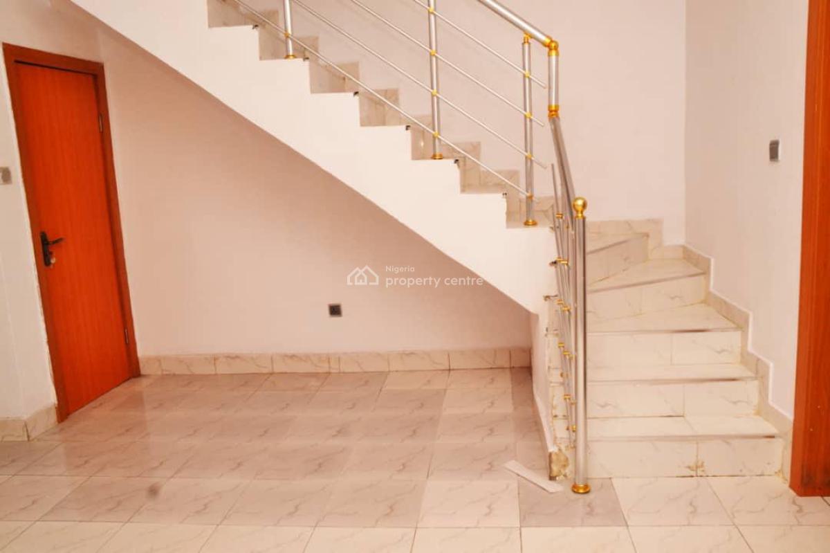 Well Maintained 4 Bedroom Terrace Duplex in Secured, Ikota, Lekki, Lagos, Terraced Duplex for Sale