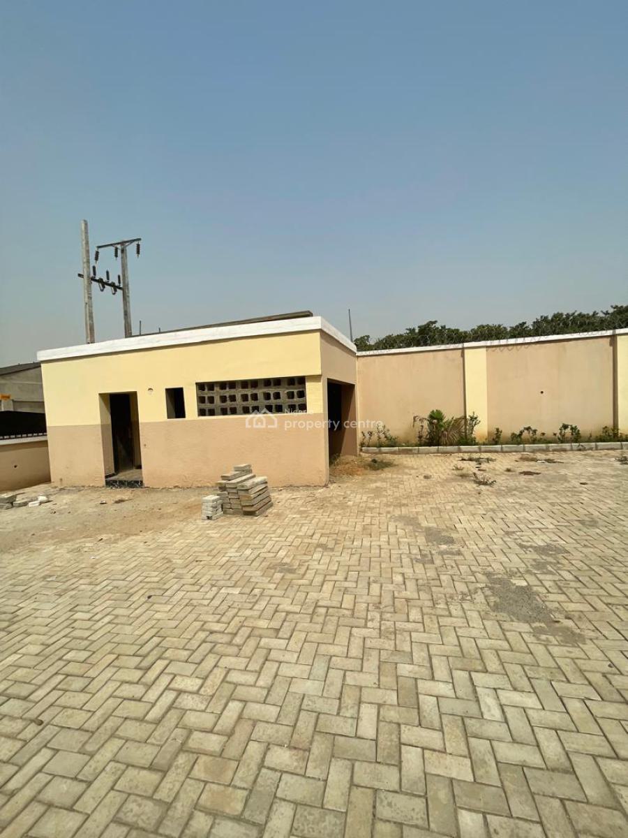 4 Bedroom Terrace Duplex with B.q, Mabushi, Abuja, Terraced Duplex for Sale