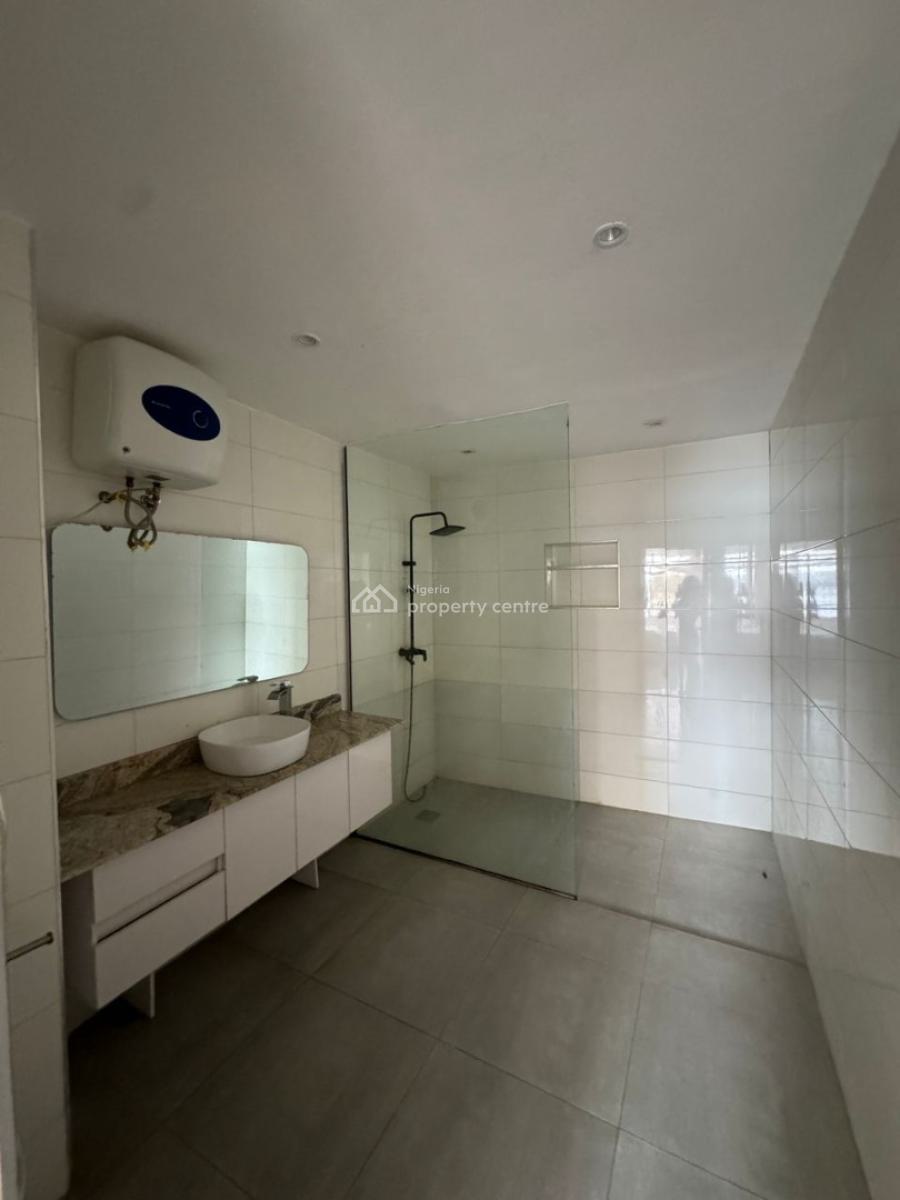 3 Bedrooms Apartment, Lekki Phase 1, Lekki, Lagos, Flat / Apartment for Rent