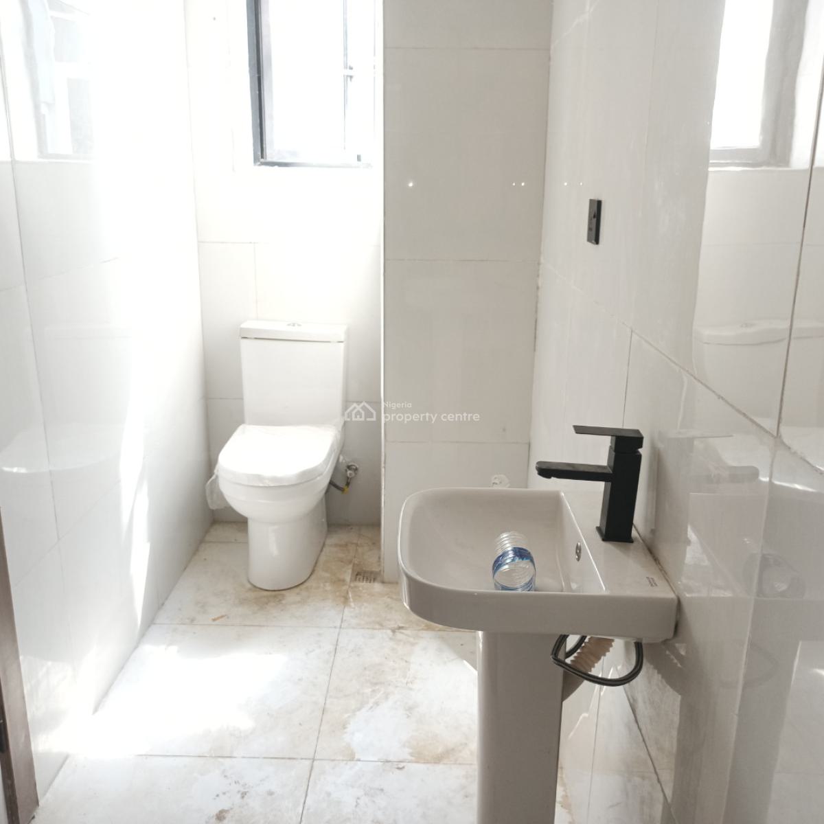 Excellent Located Brand New 2 Bedrooms Apartment, Ikate, Lekki, Lagos, Block of Flats for Sale