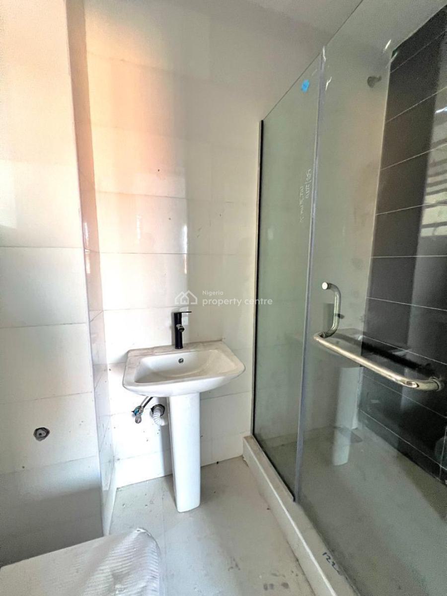 Exquisite 2 Bedrooms Apartment, Ologolo, Lekki Phase 1, Lekki, Lagos, Flat / Apartment for Sale