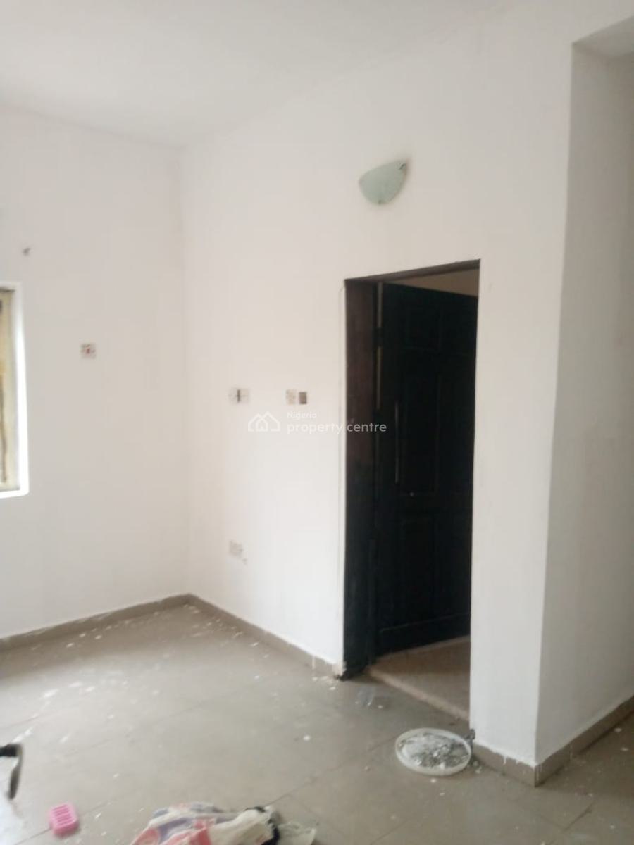 Solid and Well Maintained Room and Parlour Mini Flat with Two Toilets, Phase 2, Oribanwa, Ibeju Lekki, Lagos, Mini Flat (room and Parlour) for Rent